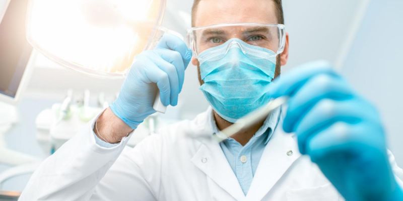 Слюна у взрослых и детей: как она работает и какую роль играет в здоровье полости рта